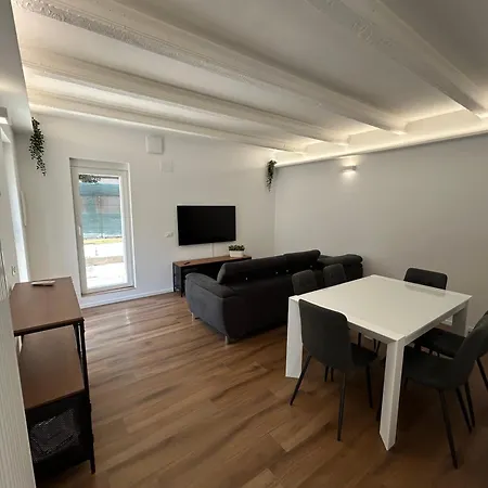 Casa Indipendente A Senigália